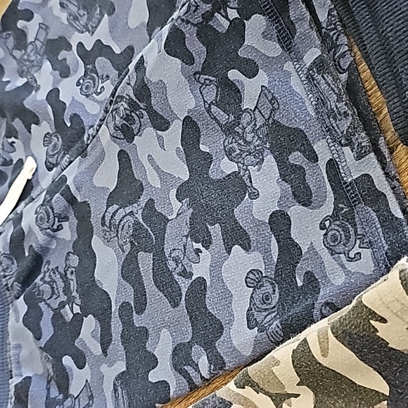 Bundle of toddler boys size 4t and 5t shorts - Picture 9 of 13